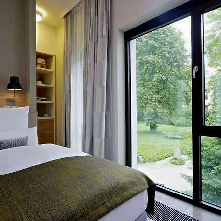Numa Nook 4*