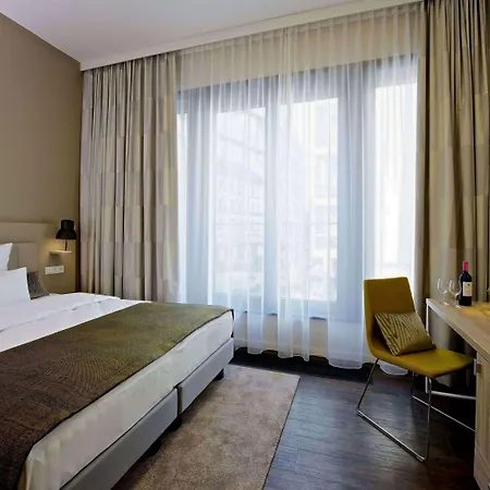 Numa Nook Aparthotel